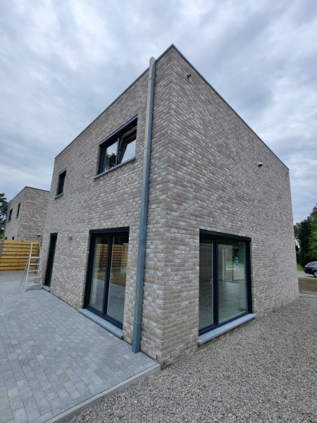 Realisatie AVL Woningbouw modern